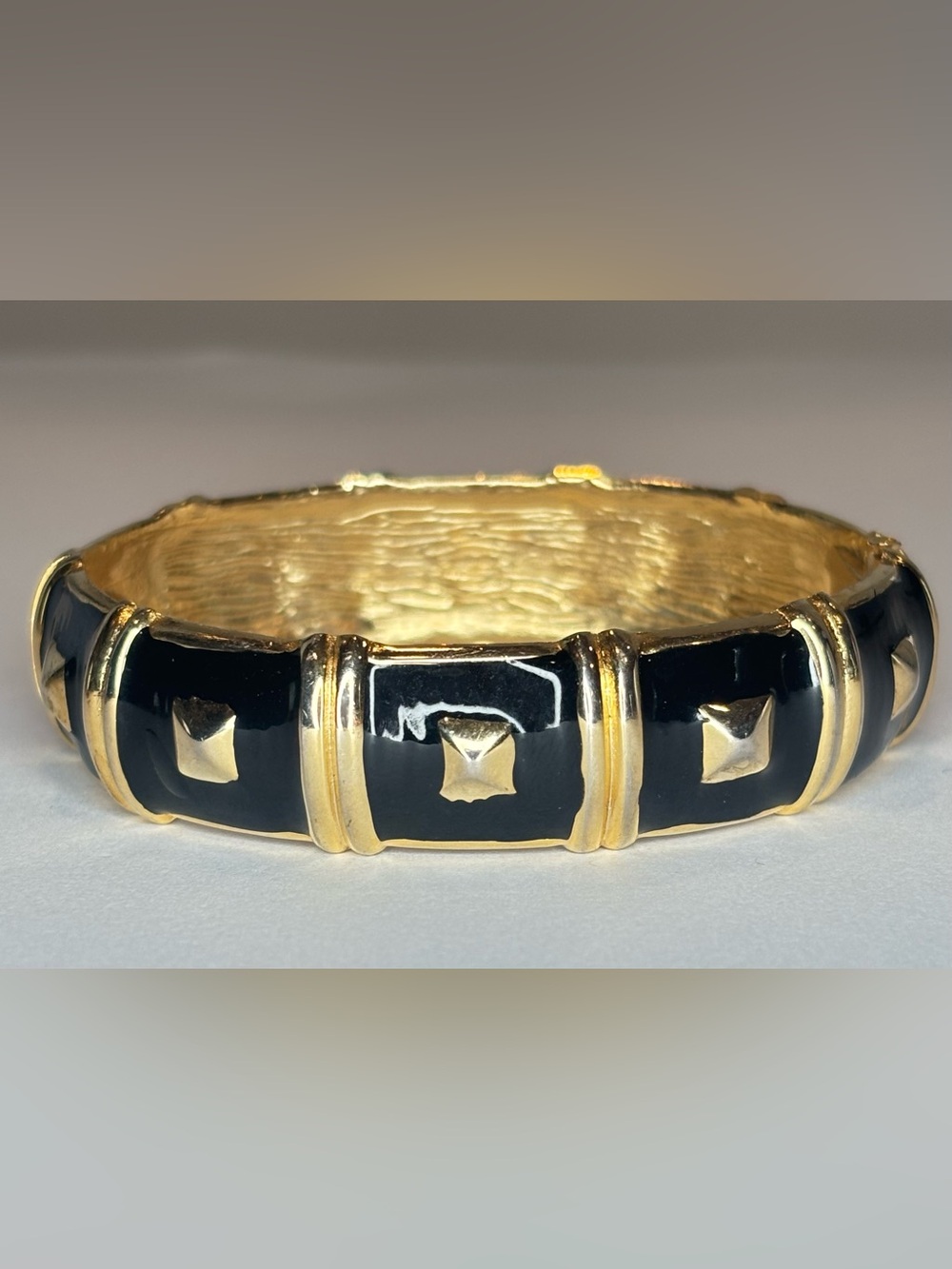 Retro Black and Gold Enamel Studded Hinged Bangle Bracelet